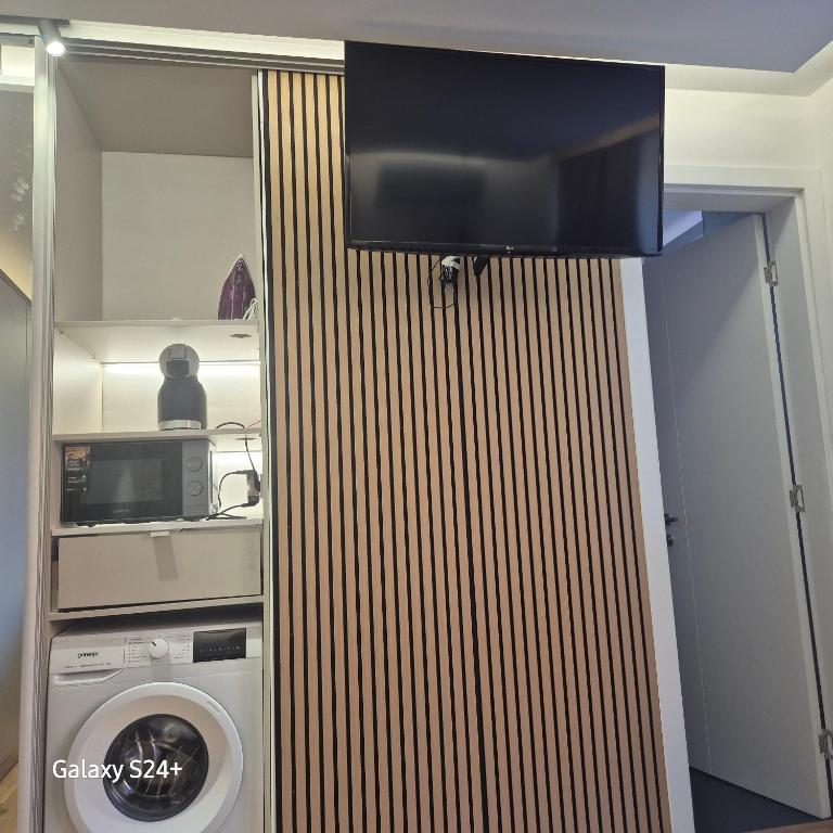 Apartman PLATINUM - Studio Apartment with King Bed - 8