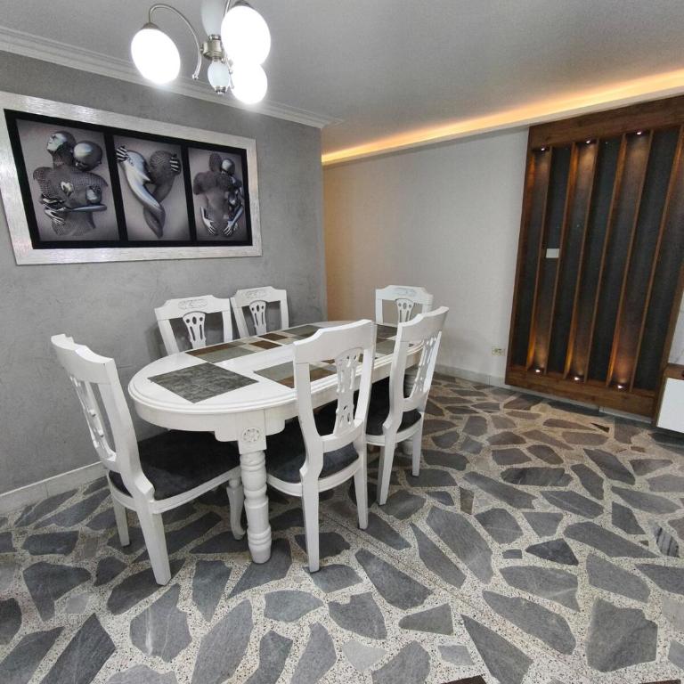 Hermoso Apto Cerca centro comercial Molinos - Apartamento - 13