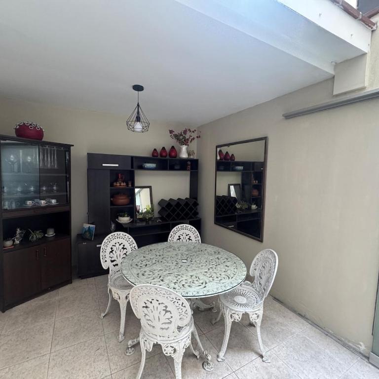 Comfortable apartment in downtown area - 3 bedrooms - Apartamento de 3 dormitorios - 15