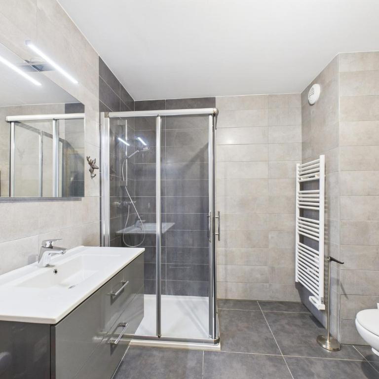 Appartement haut standing au centre des Gets, 5 pers, balcon, wifi, proche commerces - FR-1-623-201 - Appartamento - 9