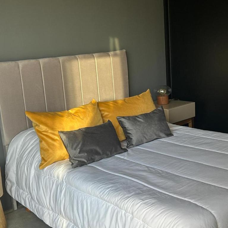 Casa Rumenco Joven mdq - Three-Bedroom House - 7