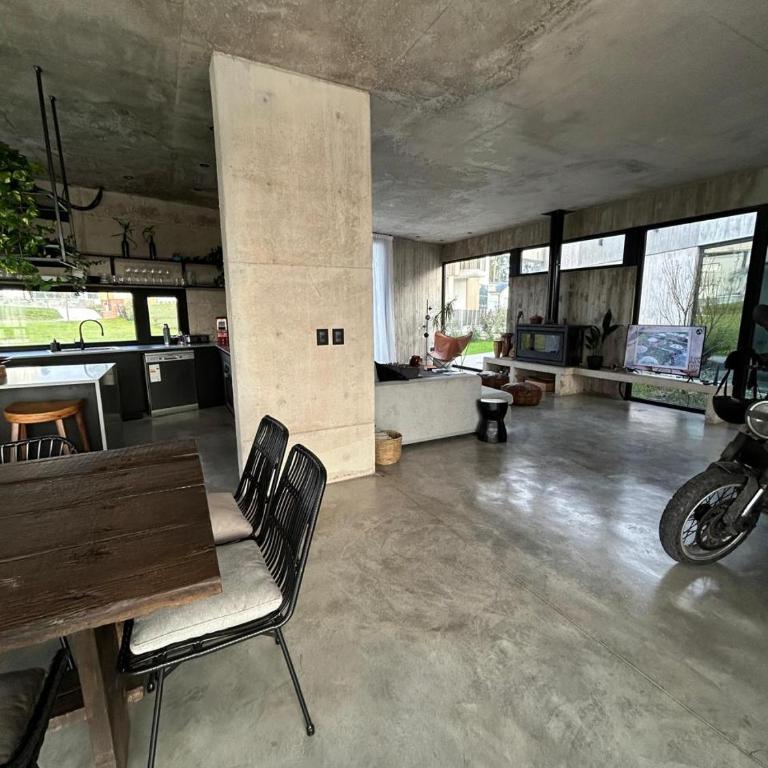Casa Rumenco Joven mdq - Three-Bedroom House - 17