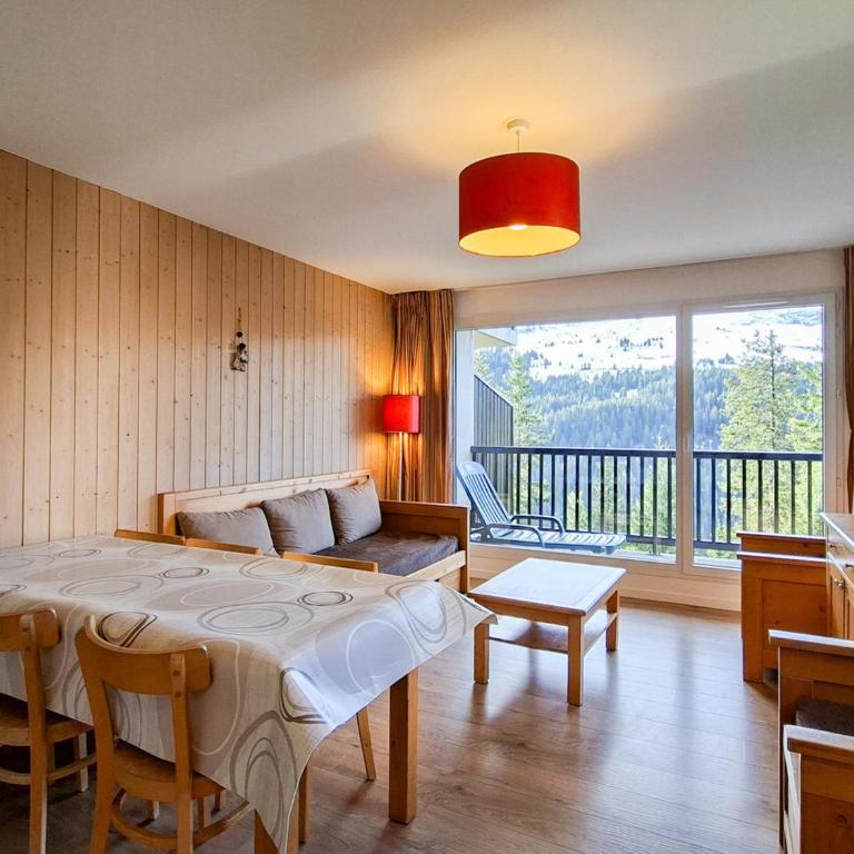 Appartement spacieux avec balcon, animaux admis, centre station et parking en option - Appartement 2 Chambres - 1