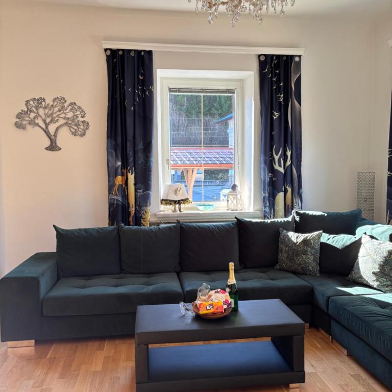 Ferienwohnung Hakuna Matata - Three-Bedroom Apartment - 2