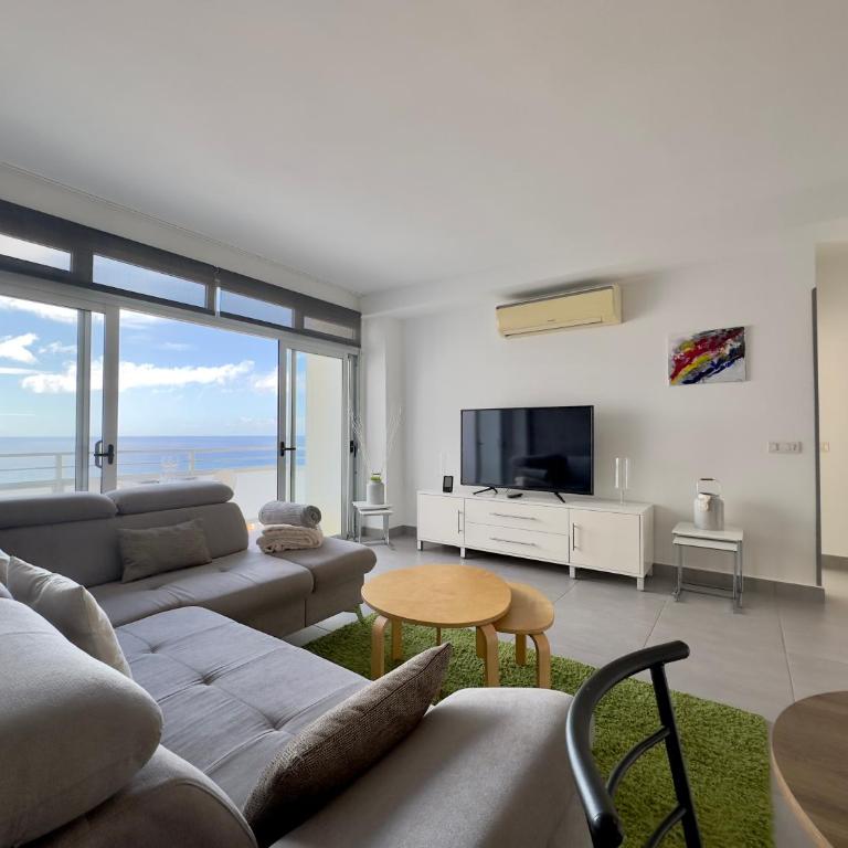 Skyline Bel Air - Premium Apartment with Ocean View - 13