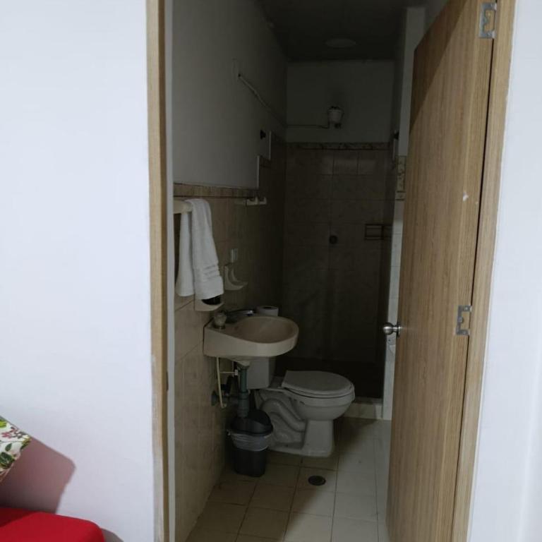 Apartamento 101 céntrico amplio y seguro - Apartamento de 3 dormitorios - 10