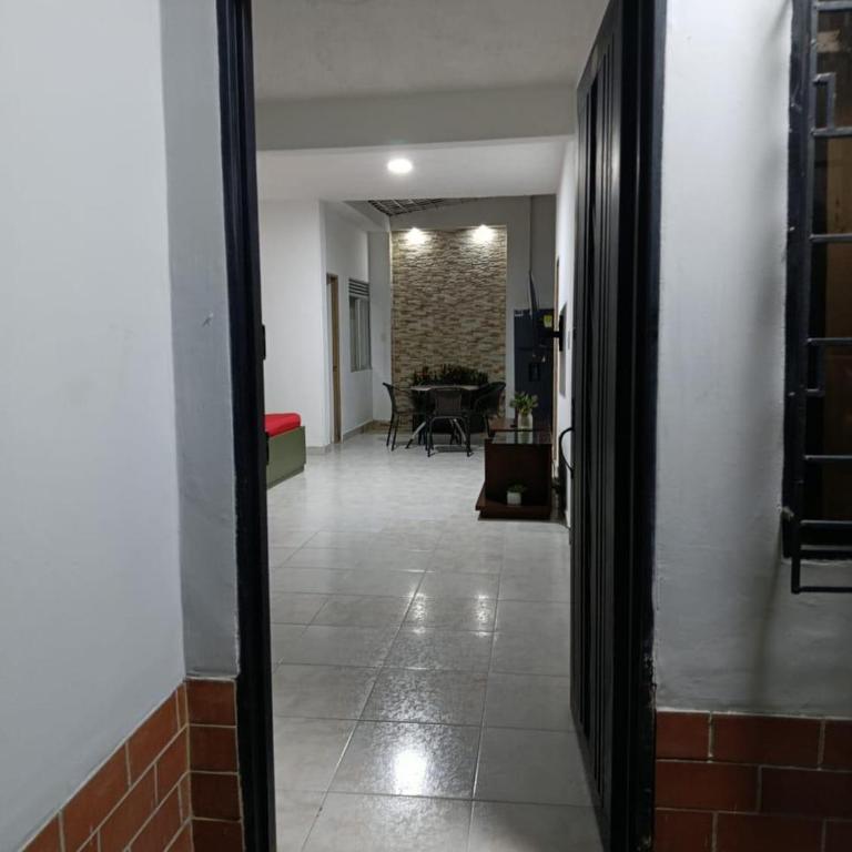 Apartamento 101 céntrico amplio y seguro - Apartamento de 3 dormitorios - 11