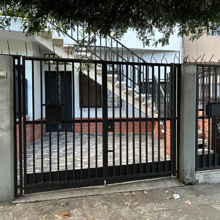 Apartamento 101 céntrico amplio y seguro - Apartamento de 3 dormitorios - 12