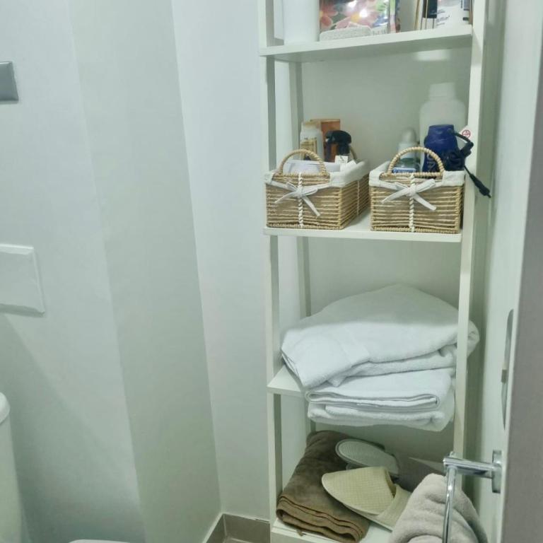 Martin Pescador - One-Bedroom Apartment - 2