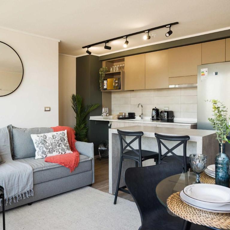 Chic 2BR Oasis Retreat in Vibrant Nunoa - Apartment - 3