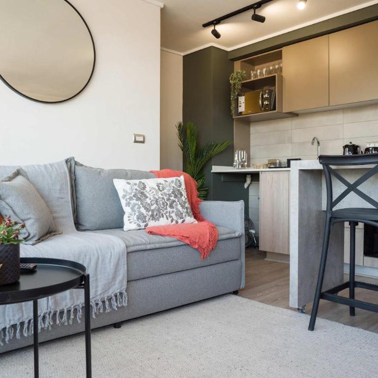 Chic 2BR Oasis Retreat in Vibrant Nunoa - Apartment - 21