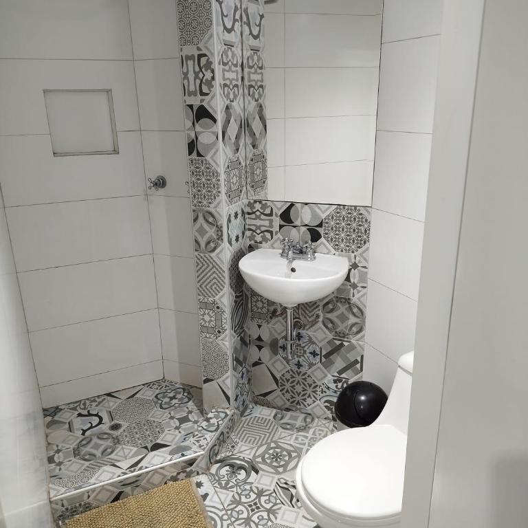 Acogedora y céntrica habitación Larcomar - One-Bedroom Apartment - 8