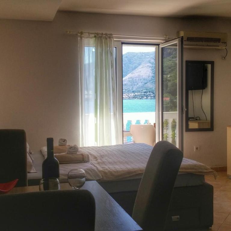 Apartments Villa PM - Apartman s 1 Spavaćom Sobom, Balkonom i Pogledom na More - 14