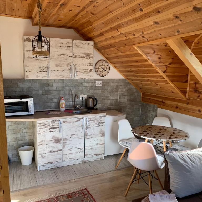 Apartments Durmitor - Apartment with Terrace - 1