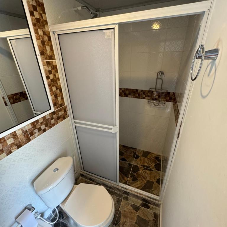 Posada ontimeview - Habitación Doble con baño privado - 1 o 2 camas - 8