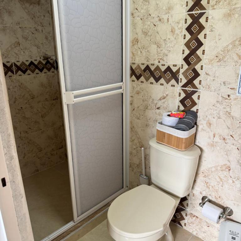 Posada ontimeview - Habitación Doble con baño privado - 2 camas - 16