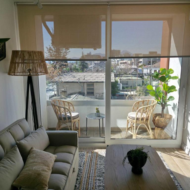 Charming 1BR Retreat in Nunoa for Three - Apartment - 10