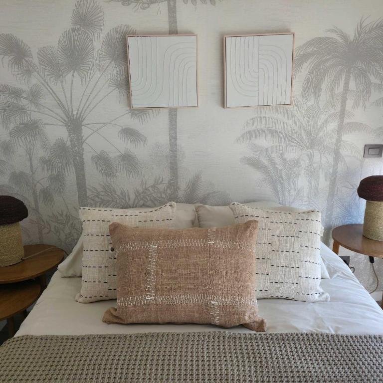 Charming 1BR Retreat in Nunoa for Three - Apartment - 13
