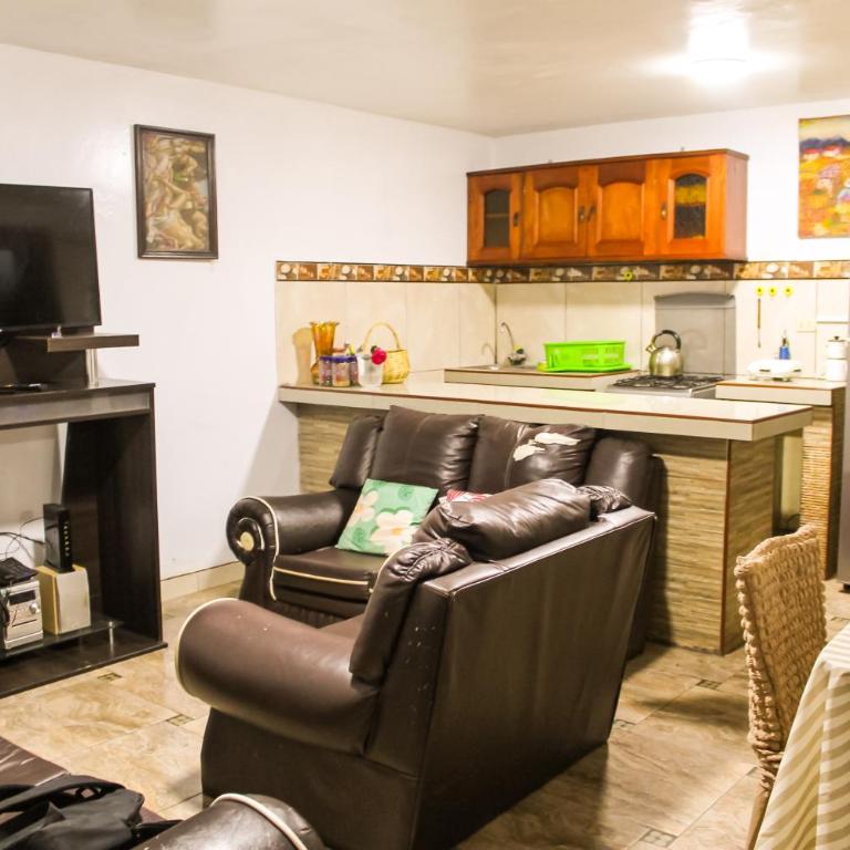 Casa Victoria en San Blas - Two-Bedroom Apartment - 9