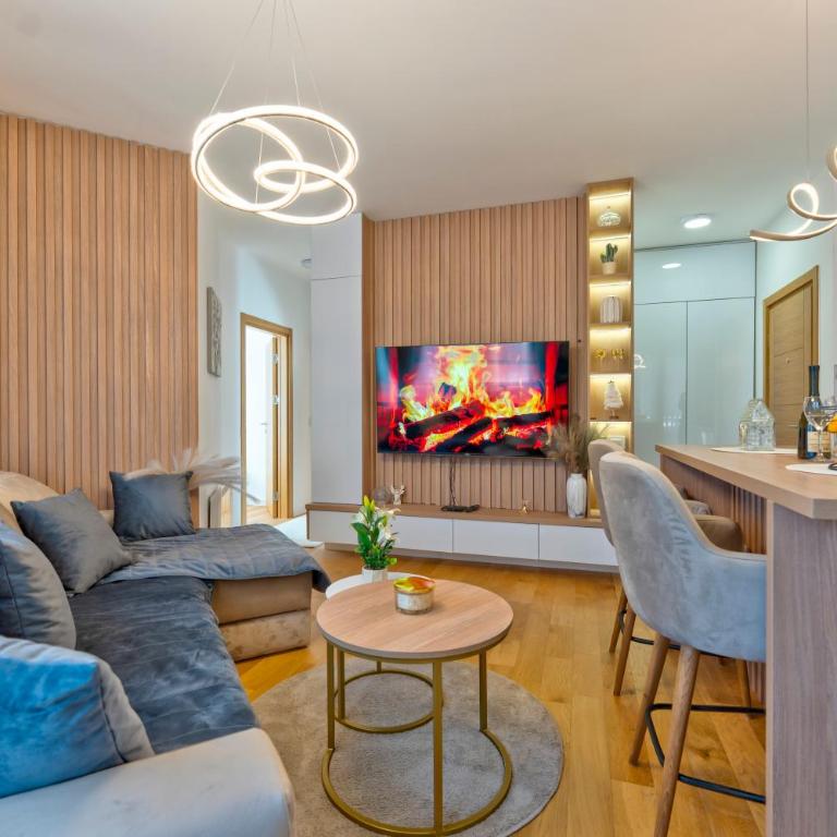 Mount Inn Rose - Two-Bedroom Deluxe Apartment - 1