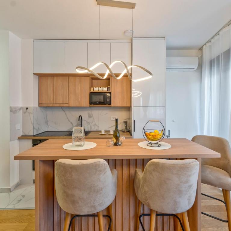 Mount Inn Rose - Two-Bedroom Deluxe Apartment - 14