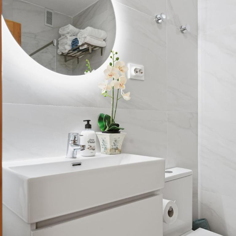 SUNSET BAY 208 by HOMESTAYGRANCANARIA - Two-Bedroom Apartment - 8