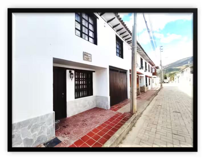 Casa Valderrama - Four-Bedroom House - 8