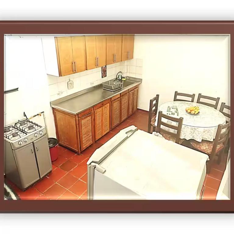 Casa Valderrama - Two-Bedroom House - 13