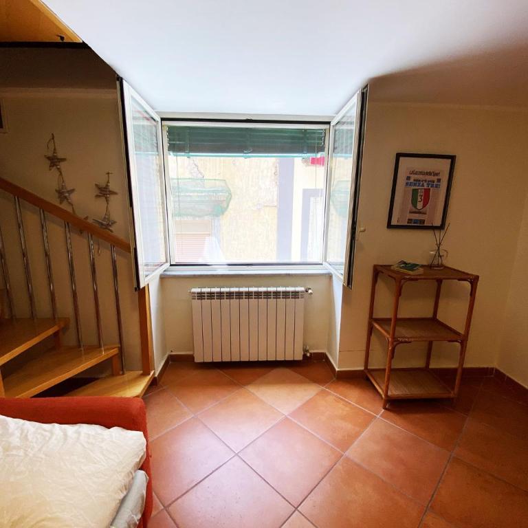Vecchia Napoli Pignasecca - Appartamento con 2 Camere da Letto - 69