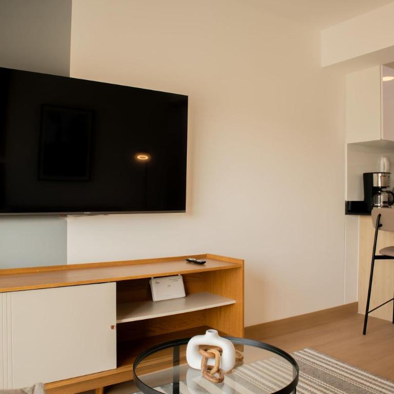 Arrieta 380 Stay with Balcony in Barranco by Wynwood House - One-Bedroom Apartment - 2