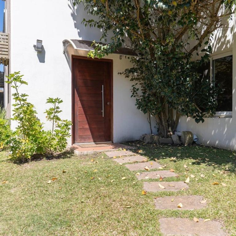 A cien metros del mar con piscina en La Juanita - Four-Bedroom House - 33