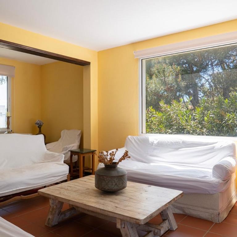 A cien metros del mar con piscina en La Juanita - Four-Bedroom House - 39