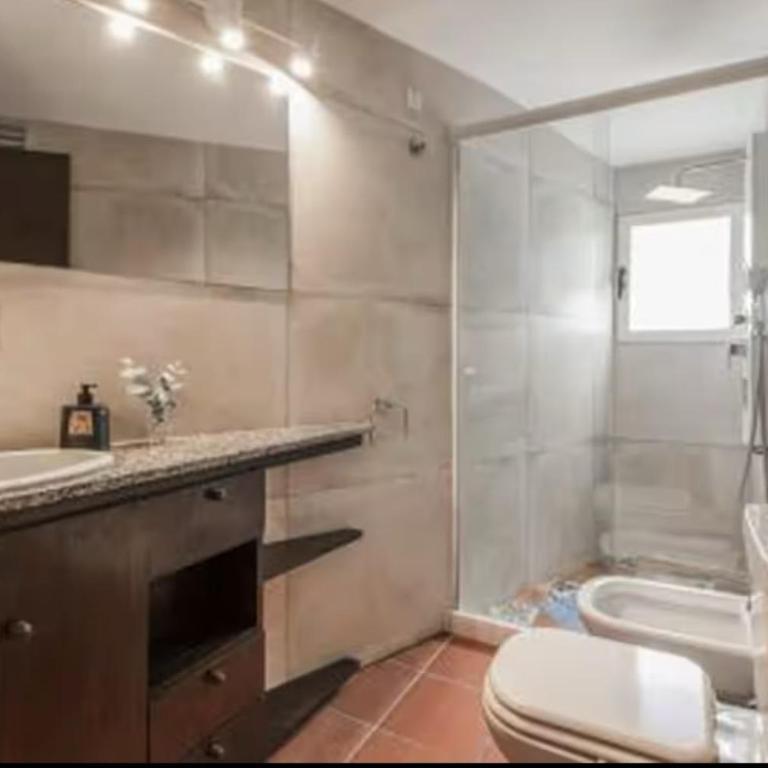 A cien metros del mar con piscina en La Juanita - Four-Bedroom House - 55