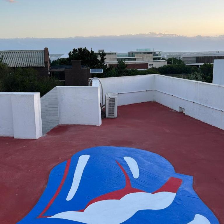 A cien metros del mar con piscina en La Juanita - Four-Bedroom House - 66