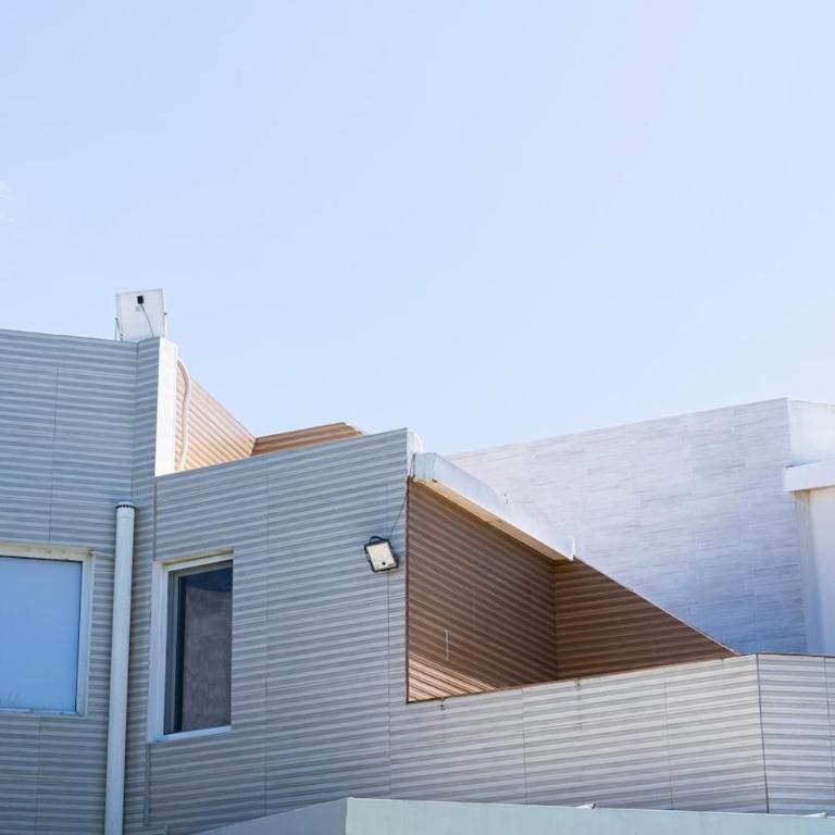A cien metros del mar con piscina en La Juanita - Four-Bedroom House - 67
