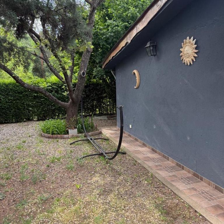 Casa familiar con pileta propia, amplio terreno! - Casa de 3 dormitorios - 13