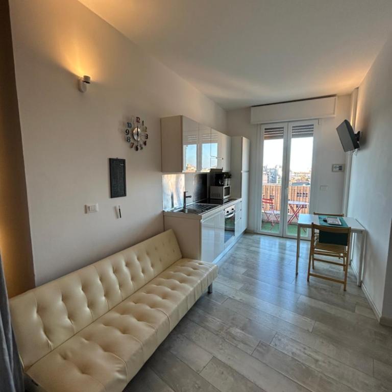 Stayinbologna 3 - Appartamento con Balcone - 14