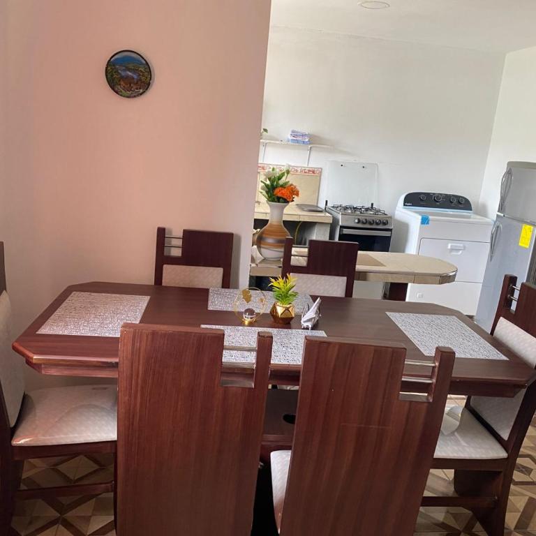 Departamento en Loja - Three-Bedroom Apartment - 17