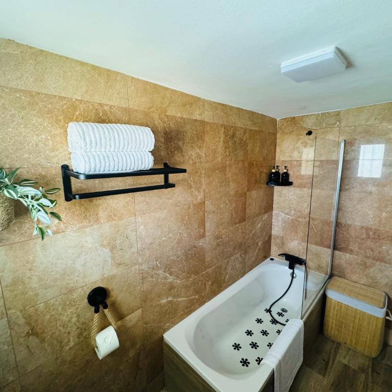Apartamento moderno con vistas al mar - 1Hab - One-Bedroom Apartment - 20