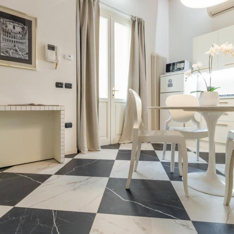 TEATRUM LOFT Teatro Galli -Jacuzzi in camera - Appartamento con 1 Camera da Letto - 3