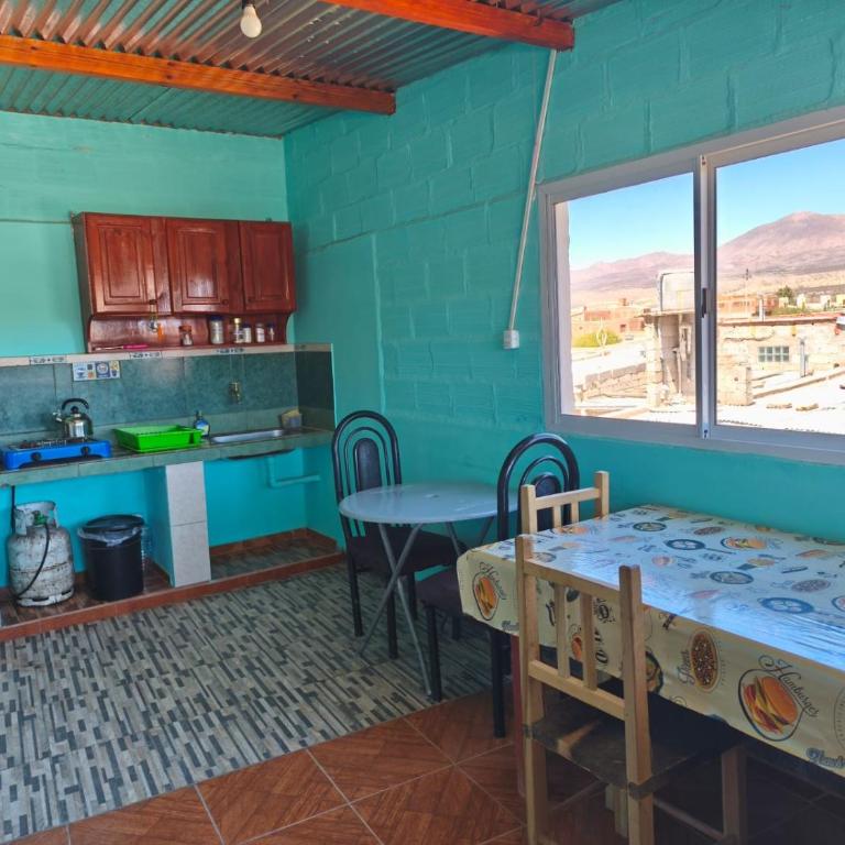 HOSTAL LUCERO - Habitación Doble con baño compartido - 16