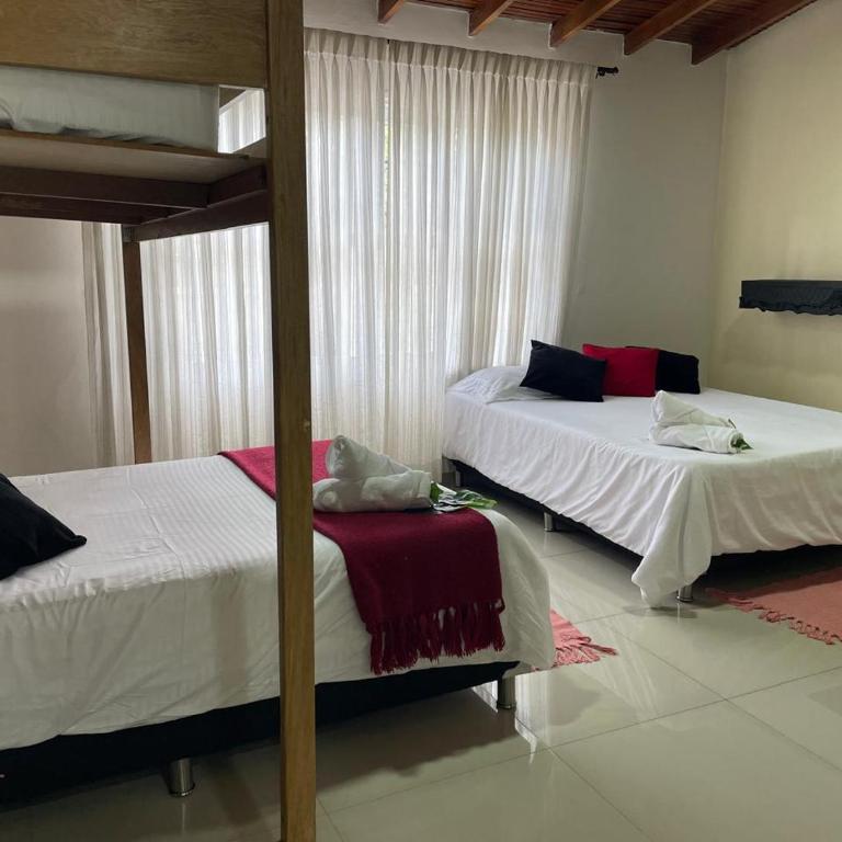 Comparte tu hogar en Medellín - Habitación Doble con baño privado - 6