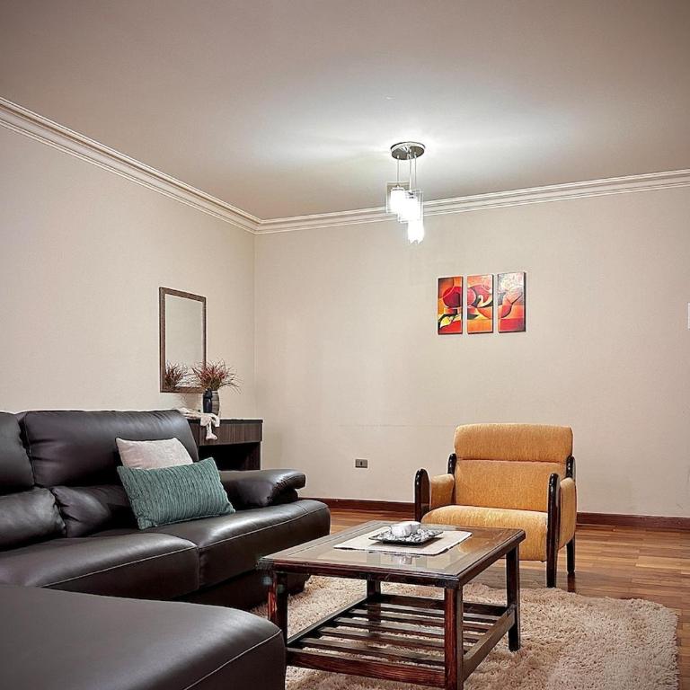 Hermoso Departamento en la mejor zona - Three-Bedroom Apartment - 6