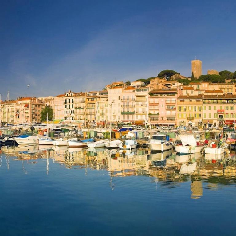 Coeur de Cannes - 2 pièces moderne - Appartement 1 Chambre - 17