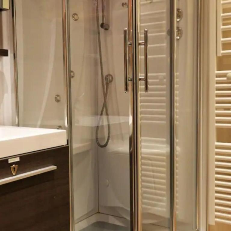 Charmant T2 à Arâches-la-Frasse, pour 4 personnes - FR-1-836-19 - Apartment - 3