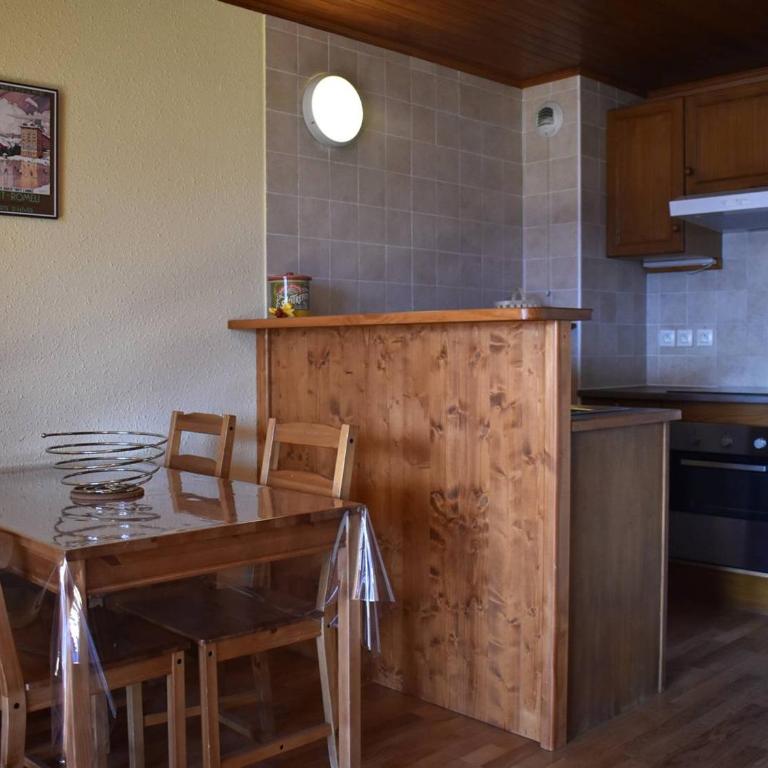 Joli 2 Pièces plein sud avec Garage et Balcon, Idéal Vacances - FR-1-580-138 - Appartement - 4