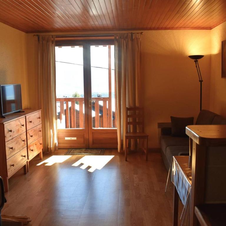 Joli 2 Pièces plein sud avec Garage et Balcon, Idéal Vacances - FR-1-580-138 - Appartement - 6