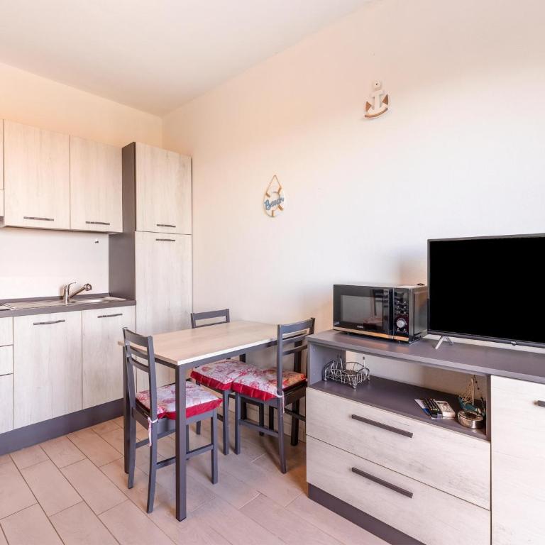 Apartment in with swimming pool and sea view - Appartamento con 1 Camera da Letto - 6