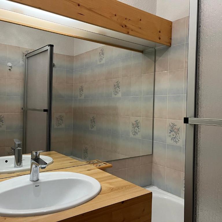 Appartement 2 pièces avec accès piscine, près des pistes, 4 personnes max - FR-1-464-257 - Appartement - 5