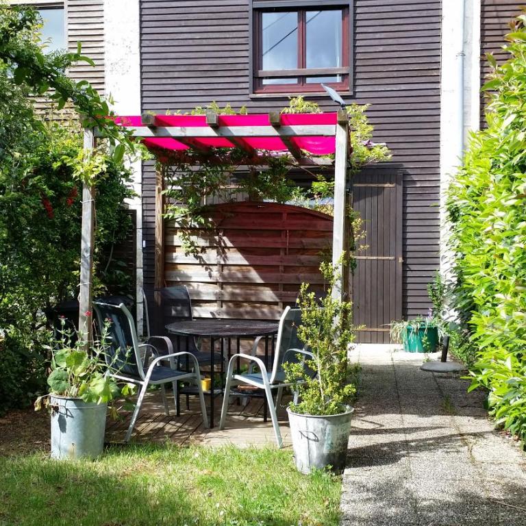 Duplex14h 1er étage jardinet 1 parking ou studio14B rdc terrasse sans parking - Appartement 1 Chambre - 33